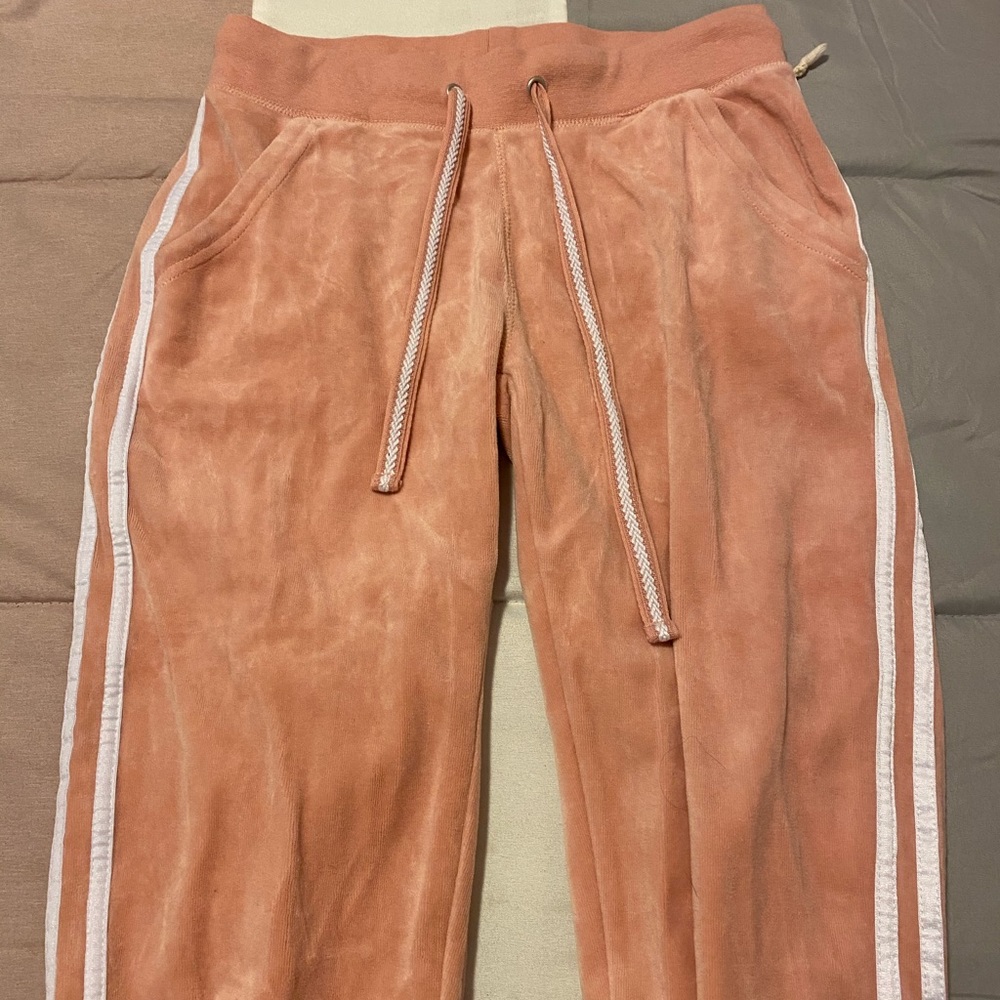 Pink fashionnova velour joggers for sale ✨